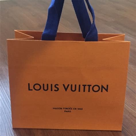 louis vuitton shopping bag